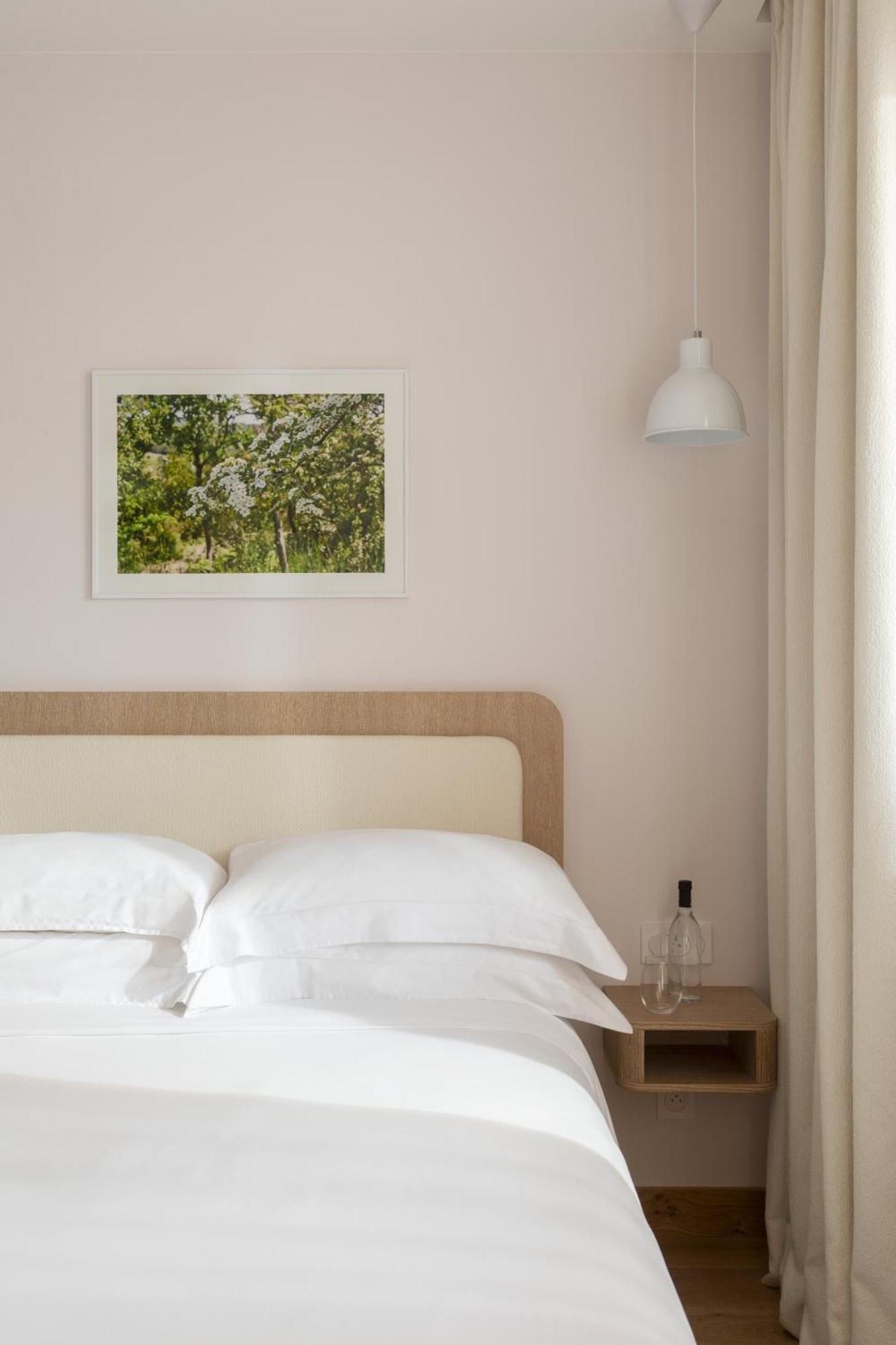 Auberge La Coste Le Puy Sainte Reparade Bagian luar foto
