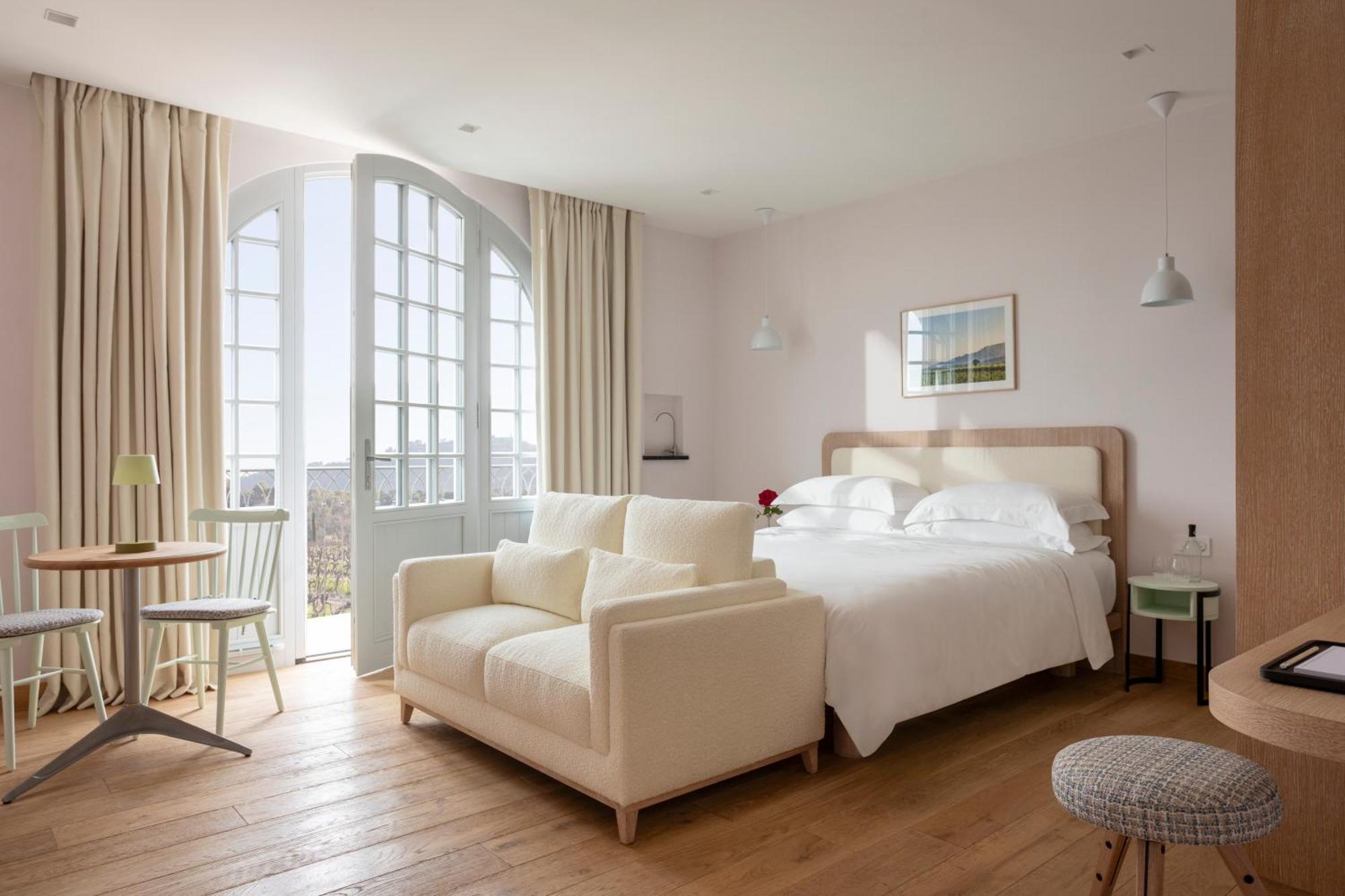 Auberge La Coste Le Puy Sainte Reparade Bagian luar foto